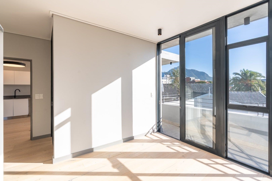 2 Bedroom Property for Sale in Kenilworth Western Cape